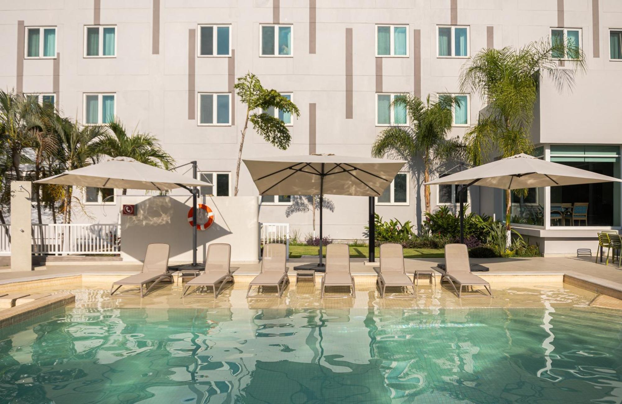 Holiday Inn Express Tapachula By Ihg Екстер'єр фото