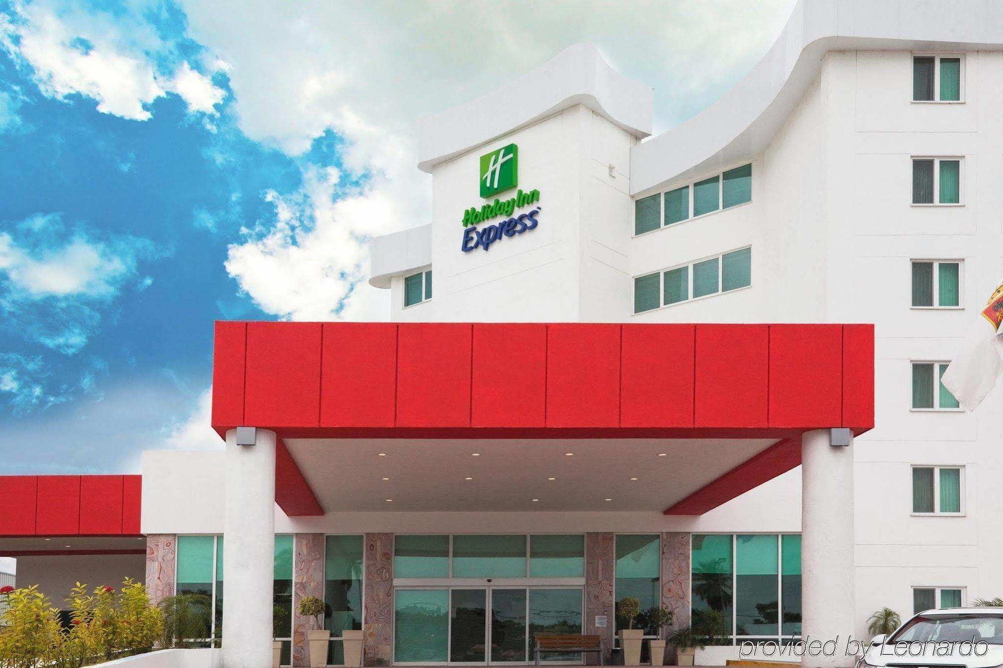 Holiday Inn Express Tapachula By Ihg Екстер'єр фото